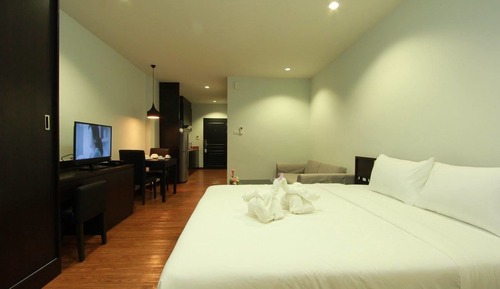 Deluxe Studio, 1 King Bed