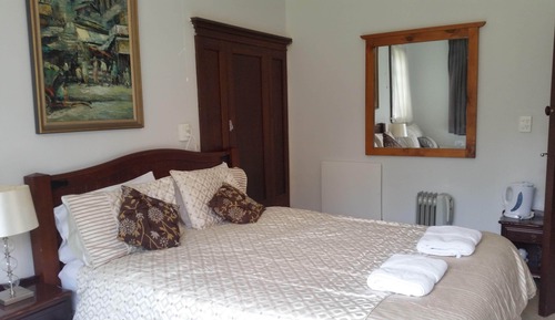 Homestead Queen Room A, 1 Queen Bed 