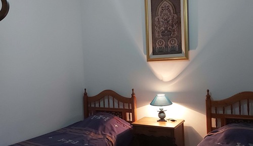 Twin Room (Nisrine)