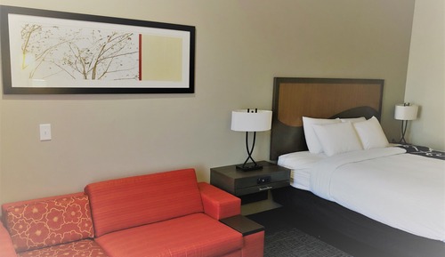 Suite, 1 King Bed, Non Smoking