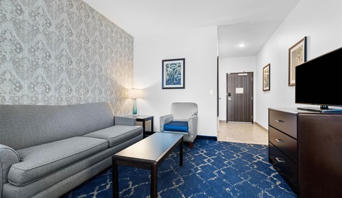 Suite, 2 Queen Beds, Accessible, Non Smoking (Walk-in Shower;with Sofabed)