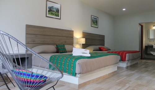 Comfort Room, 2 Queen Beds