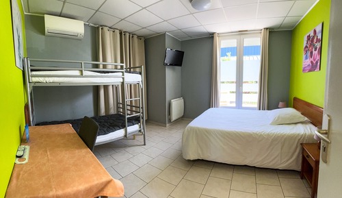 Basic Quadruple Room