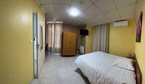 Basic Double Room, Accessible
