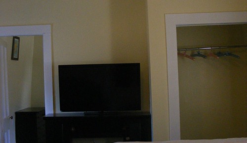 Comfort Single Room, 1 Queen Bed, Private Bathroom