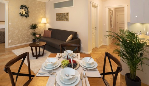 Deluxe Apartment