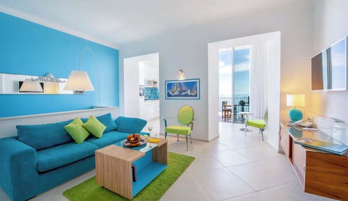 Suite, Annex Building