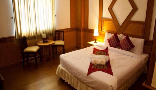 Small Suite 