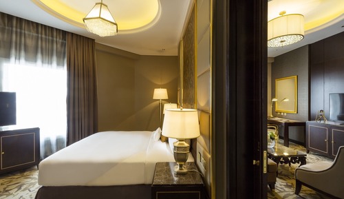 Junior Suite, 1 King Bed