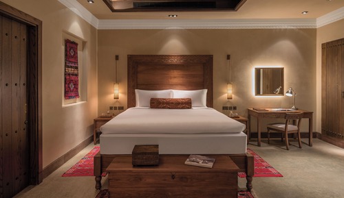Deluxe Room (CHEDI)