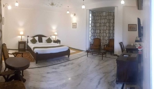 Suite Room