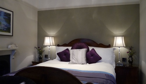 Double Room (Art Deco)