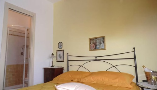 Standard Double Room, Garden View