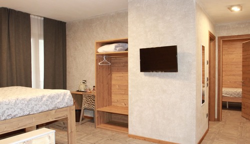 Family Suite, 2 Bedrooms, Private Bathroom