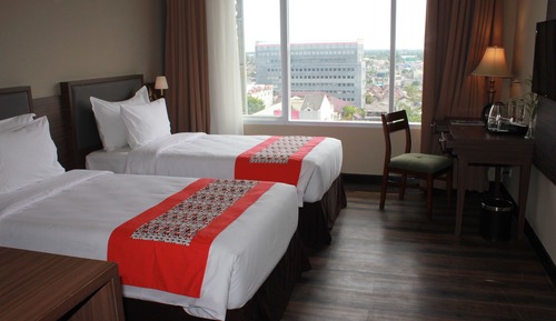 Deluxe Twin Room