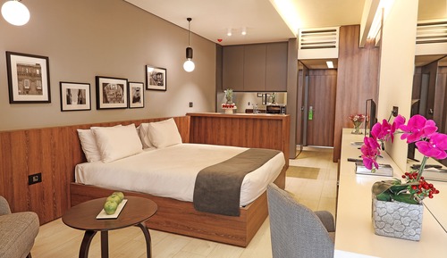 Deluxe Double or Twin Room