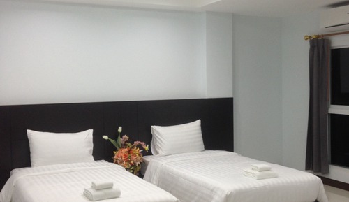 Deluxe Twin Room
