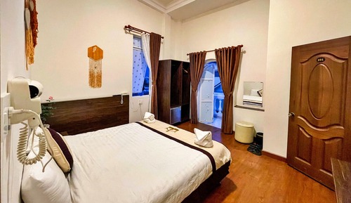 Superior Double Room, 1 Queen Bed, Balcony, City View