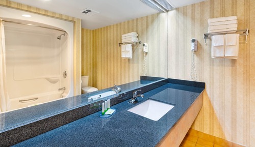 Room, Multiple Beds, Non Smoking