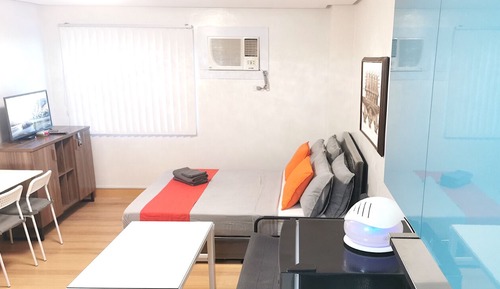 Butler's BnB (E) @ Trees Residences
