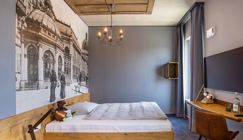 Single Room ("Easy")