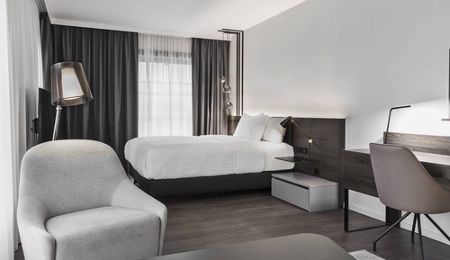 Family Studio, 1 Queen Bed with Sofa bed, Corner