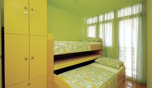 Apartment (A2)