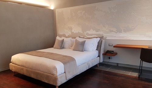 Suite, Terrace