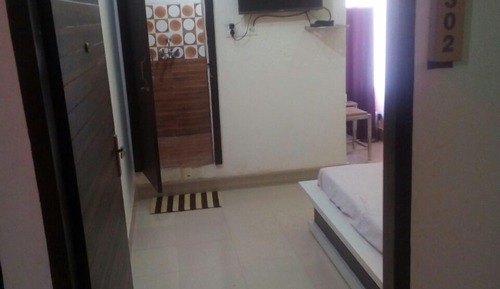 Deluxe Family A/C Room, Shared Bathroom