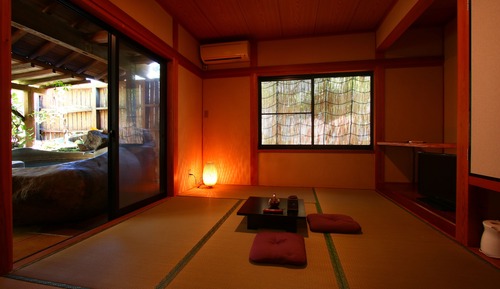 Economy Twin Room