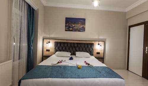 Luxury Triple Room