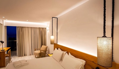 Standard Double Room, 1 King Bed, Sea View