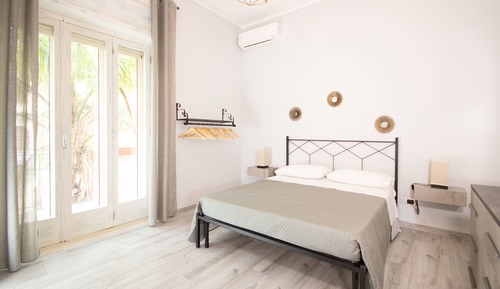 Deluxe Room, 1 Queen Bed with Sofa bed, Balcony