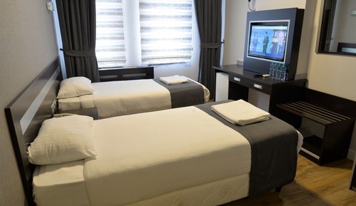 Standard Twin Room, City View