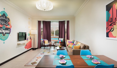 Twin suite