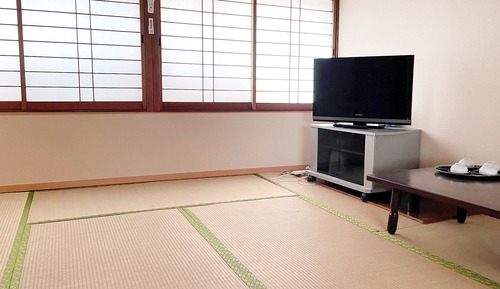 Old Wing Japanese-Style Room , For 6 People