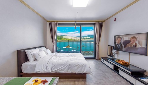 Double Room (B)