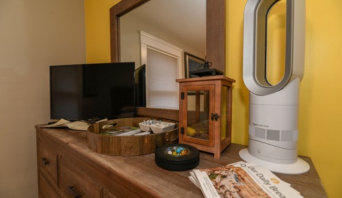 1.Blueprint Room - Bedroom 1: Queen Bed, Non-Smoking