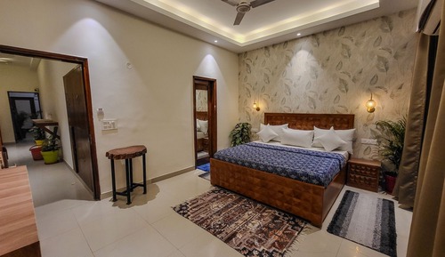 Superior Private Room with Balcony