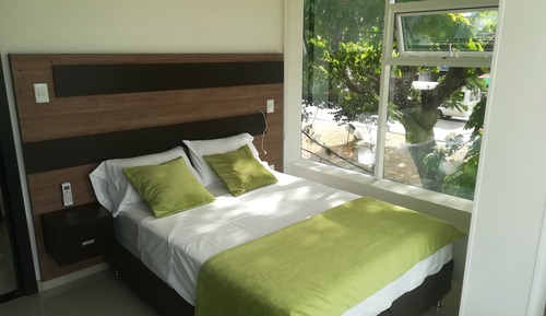 Deluxe Room, 1 King Bed, Non Smoking