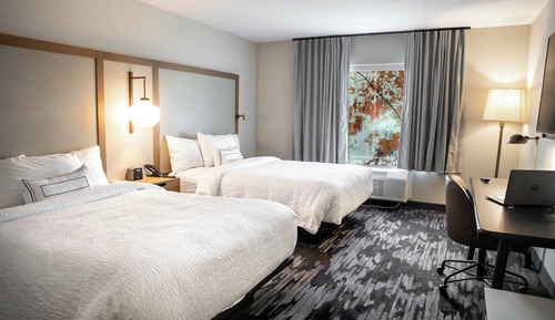Room, 2 Queen Beds, Non Smoking (Mobility Accessible, Roll-in Shower)