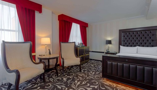 Superior Room, 1 Queen Bed, Non Smoking