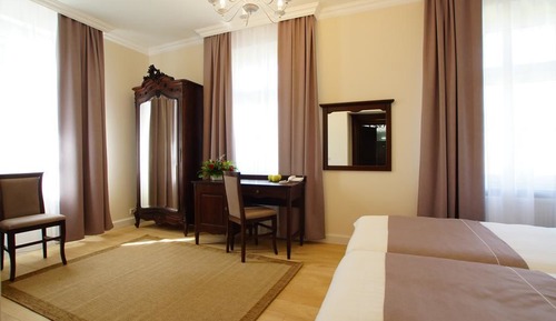 Premium Twin Room