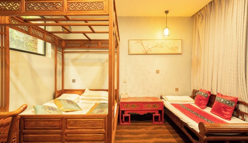 Economy Triple Room
