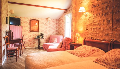 Superior Twin Room
