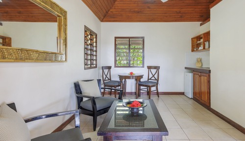 Bungalow, Garden View