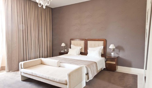 Room (King)