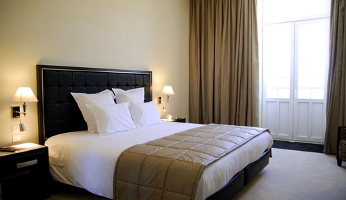 Classic Double or Twin Room (+ Extra Bed)