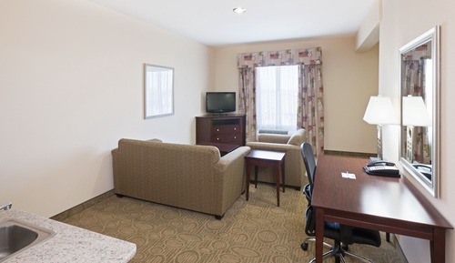 Suite, 2 Queen Beds (Wet Bar)