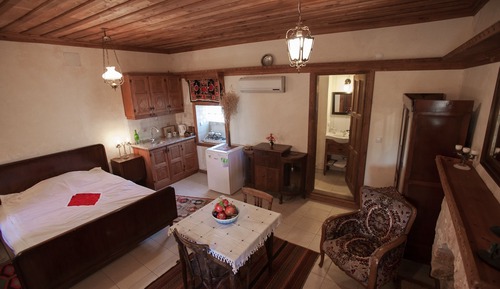 Superior Double Room with Kitchennette